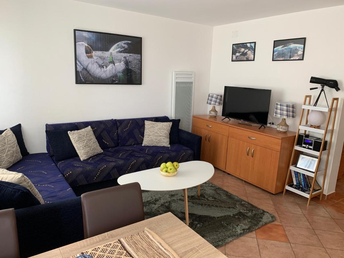 Apartments Mat Novalja Eksteriør billede