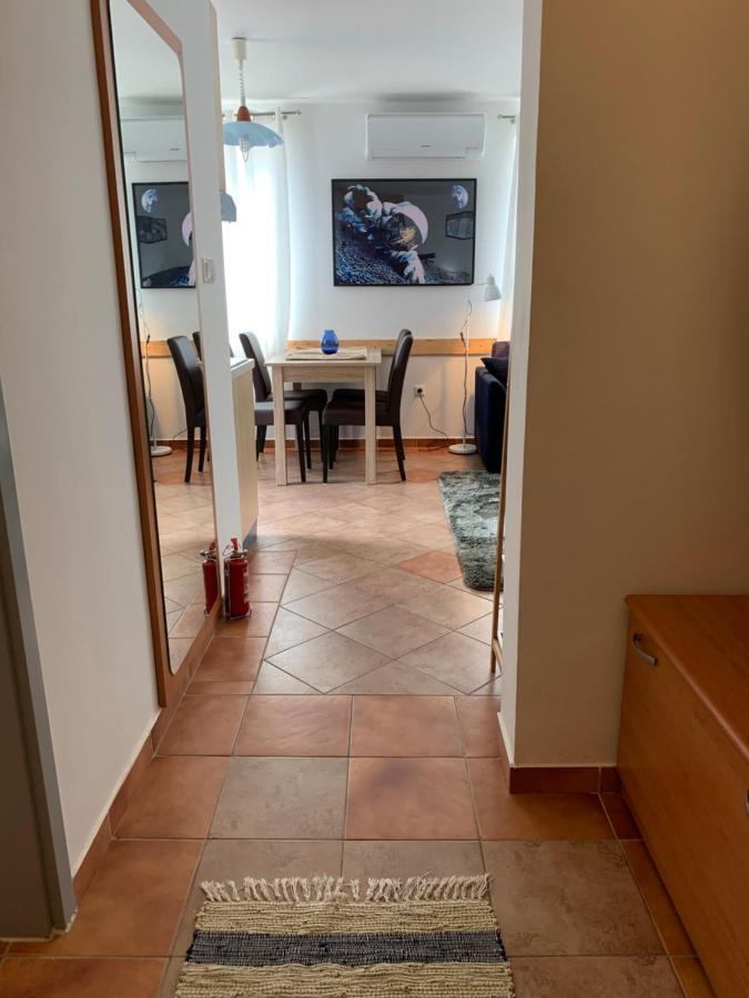 Apartments Mat Novalja Eksteriør billede